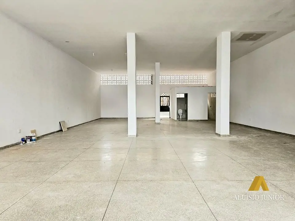 VILLA151484 - Última atualização: 13/06/26 23:31 Rua Babaçu Águas Claras Loja de...