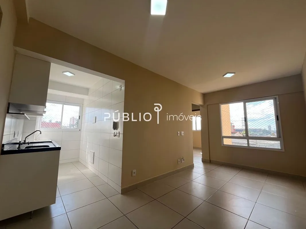 Viva o melhor de Samambaia!Este 2 quartos com semi-suíte oferece espaço, funcion...