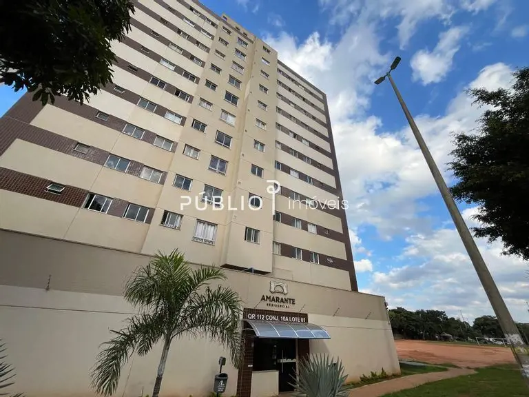Viva o melhor de Samambaia!Este 2 quartos com semi-suíte oferece espaço, funcion...