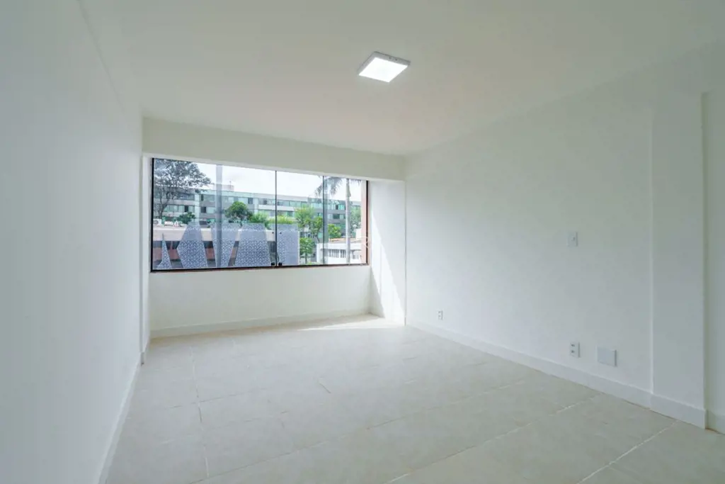 Sala comercial para locação na CLN 201, Asa Norte - Brasília.3 experiências incr...