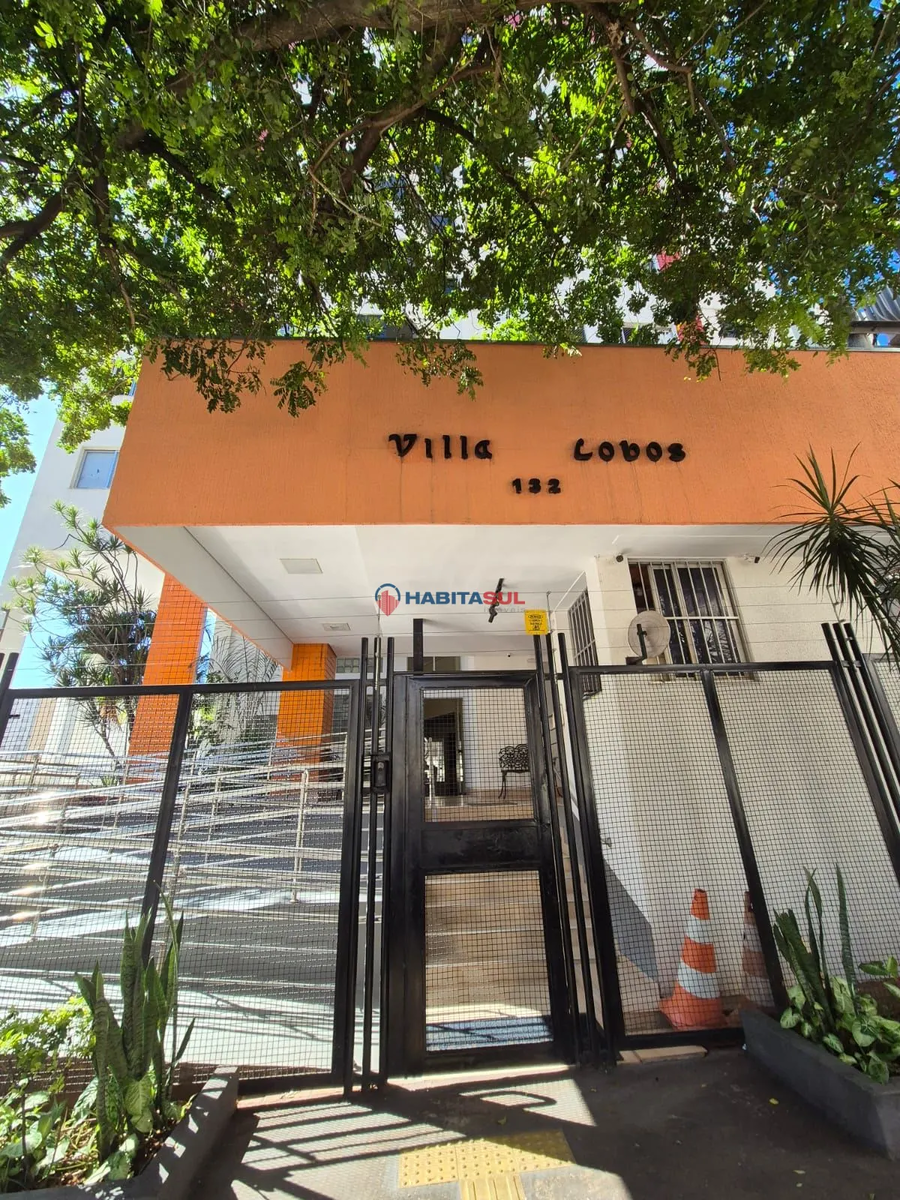 Apartamento com 02 quartos com armários, sendo 01 suíte;Banheiro social;Sala amp...