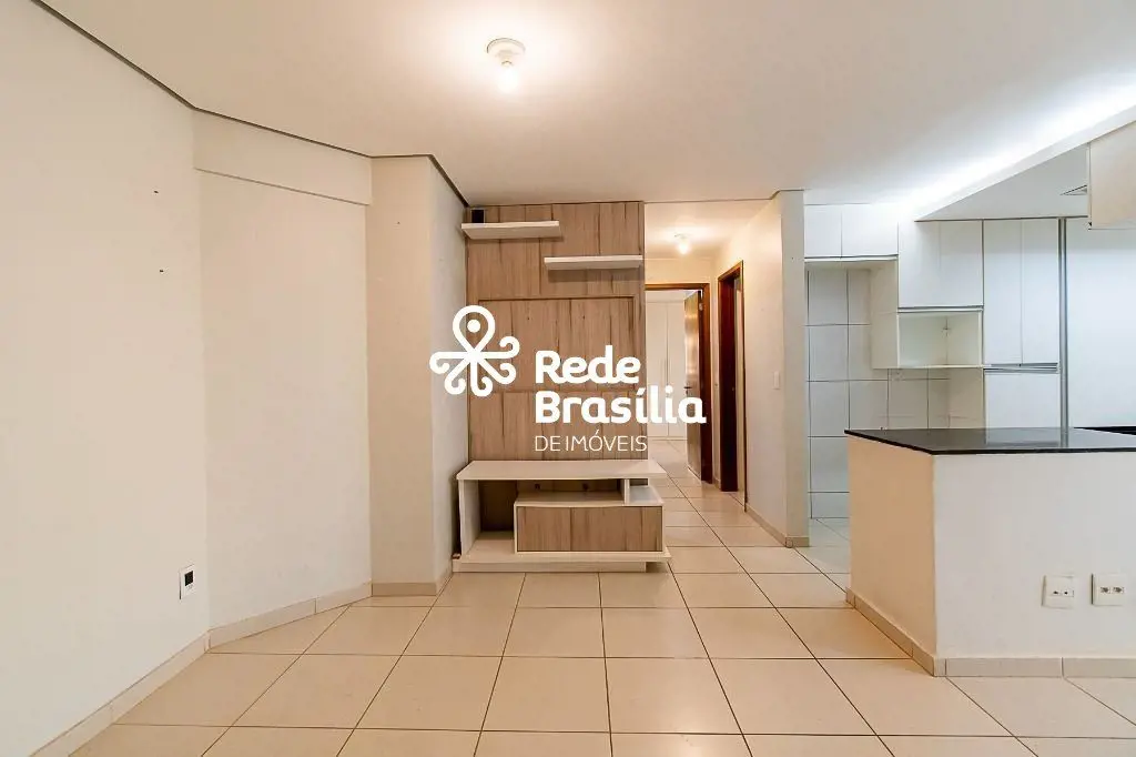 RUA 36, Ed. Chateau Valois | Apartamento de 2 quartos sendo 1 Suíte com 1 Vaga d...