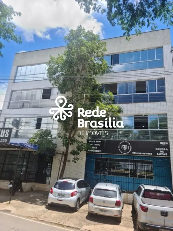 Quadra 15 - Paranoá. - Prédio comercial em ótima localização, próximo ao comérci...
