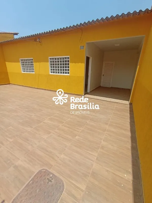 QNL 1 | Casa Térrea com 2 Quartos sendo 1 Suíte com 1 Vaga de Garagem - Aceita F...
