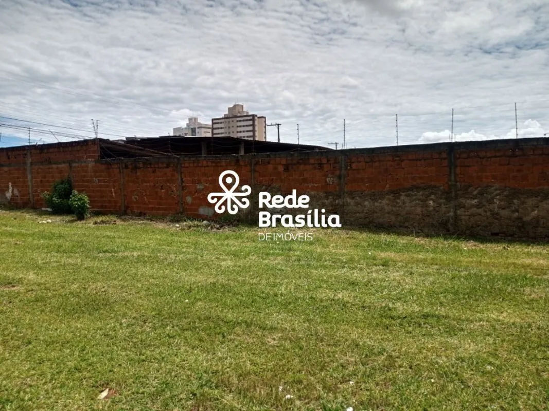 Qs 112 - SamambaiaTerreno comercial bem localizado na Samambaia Sul- 879,2m²ACEI...