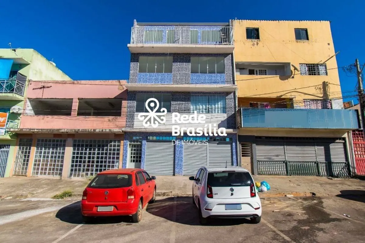 ADE 27 - Águas ClarasApresentamos um excelente prédio em uma localização privile...