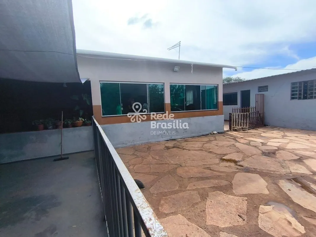 Excelente oportunidade em Planaltina! Casa ampla, confortável e ideal para sua f...