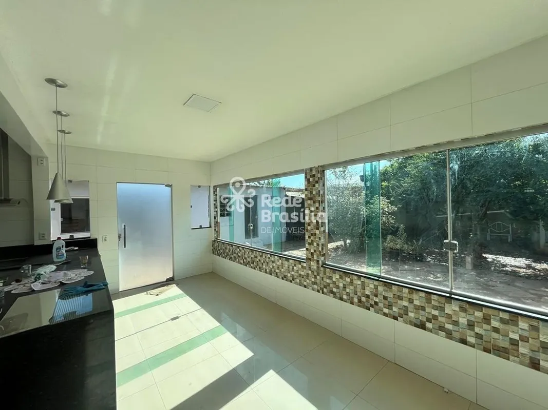 Excelente oportunidade em Planaltina! Casa ampla, confortável e ideal para sua f...