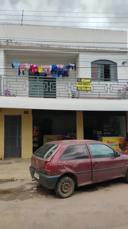 Situado na QS 8 Conjunto 220B, em ÁREAL, AGUAS CLARAS/DF, este apartamento misto...