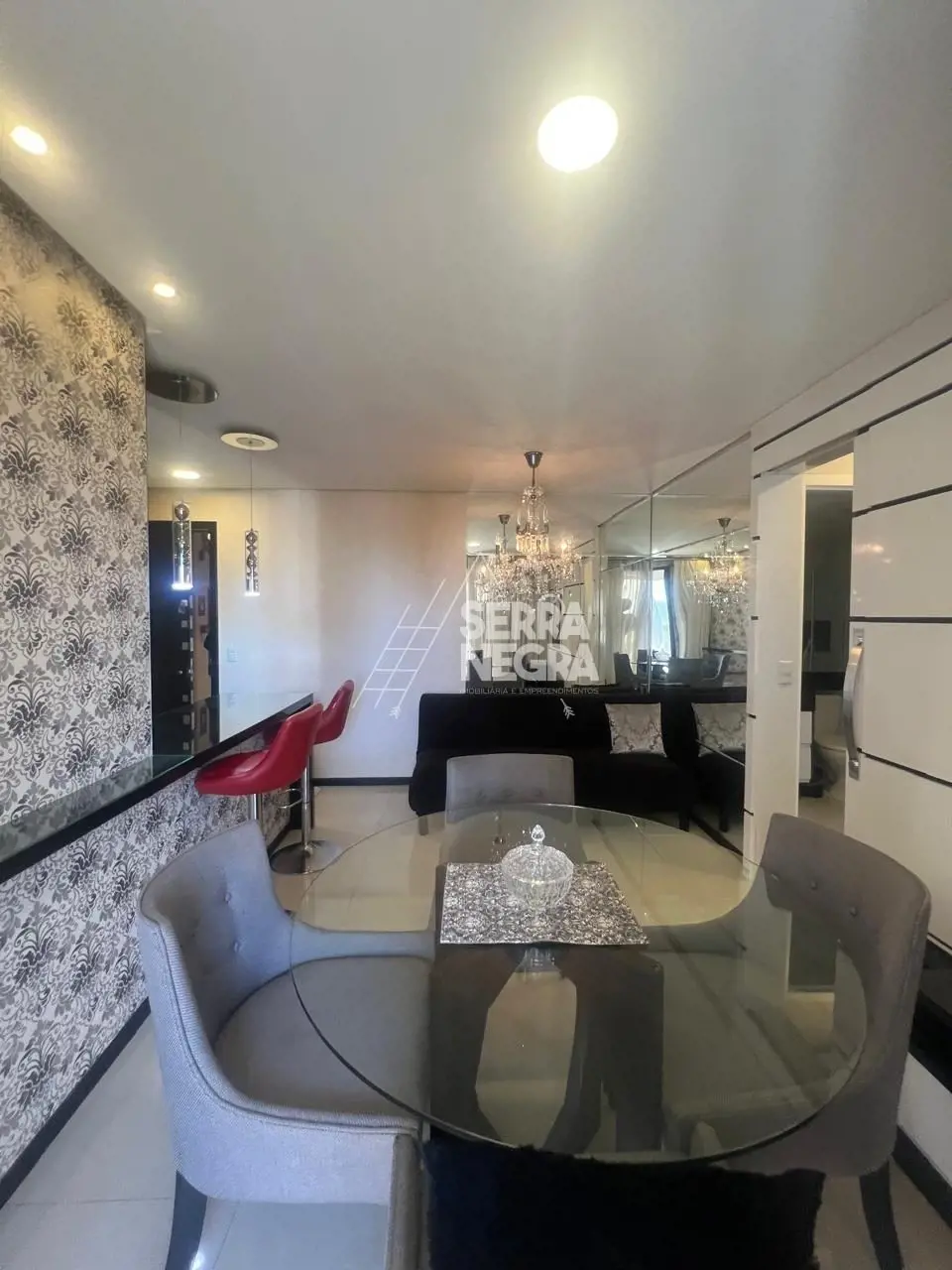 Apartamento Reformado de 01 QuartoDescrição:-Área total: 45M²-01 quarto com suít...