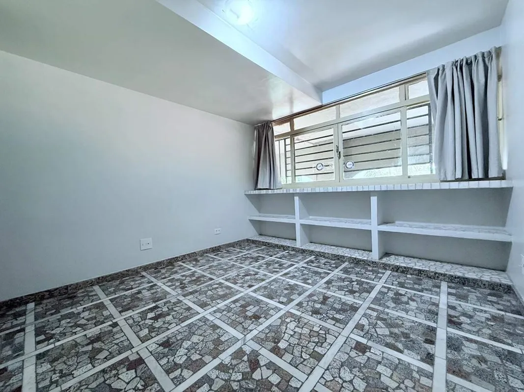 Este apartamento é ideal para quem busca praticidade, conforto e uma excelente l...
