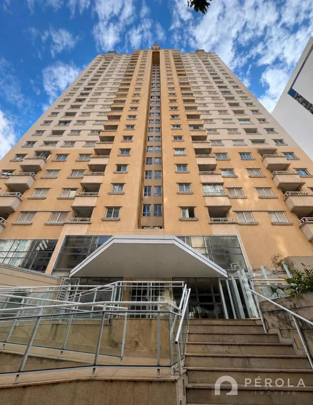 Apartamento nascente com dois quartos sendo um suíte, sala integrada com varanda...