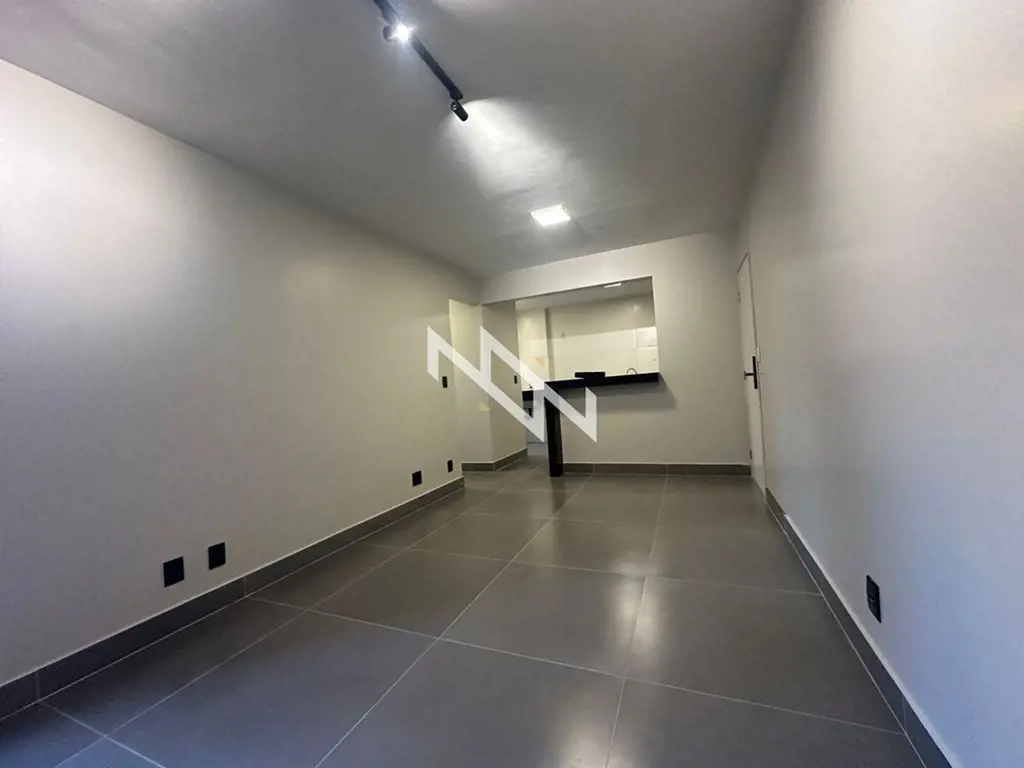 Apartamento à venda no Edifício Gemini, Setor Bueno, Goiânia – GO, com 72 m². Co...