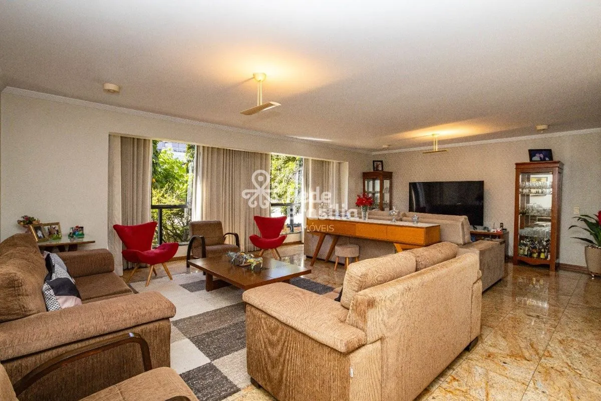 Excelente apartamento à venda em uma das quadras mais valorizadas de Brasília, p...