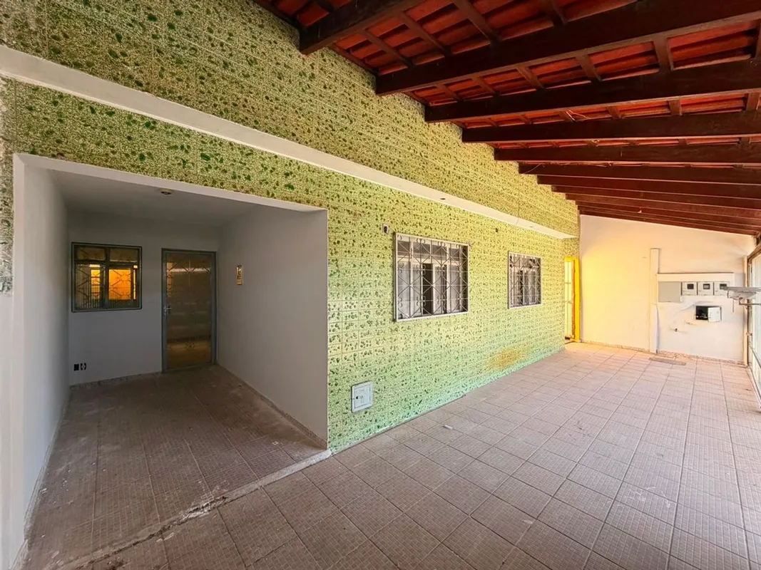 Olá, morador que procura uma oportunidade única! Estou localizado próximos dos p...