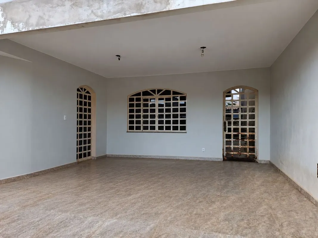  Conforto, sofisticação e bem estar tudo em um só lugar! Parte Inferior: Sala am...