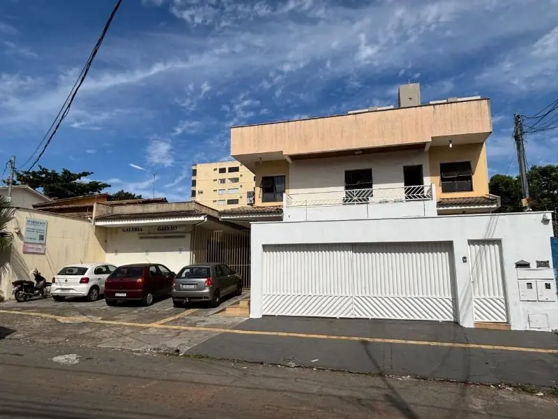 HENRIQUE: 9 8 1 9 8-4 2 4 0 (whatsapp) Casa comercial com galeria na C-139, Jard...
