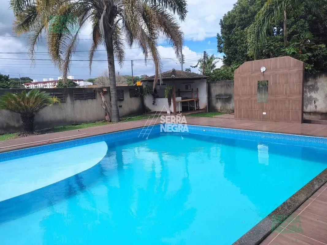 EXCELENTE OPORTUNIDADE PARA MORAR OU INVESTIR .Terreno 2.000 m²1000 m² área cons...