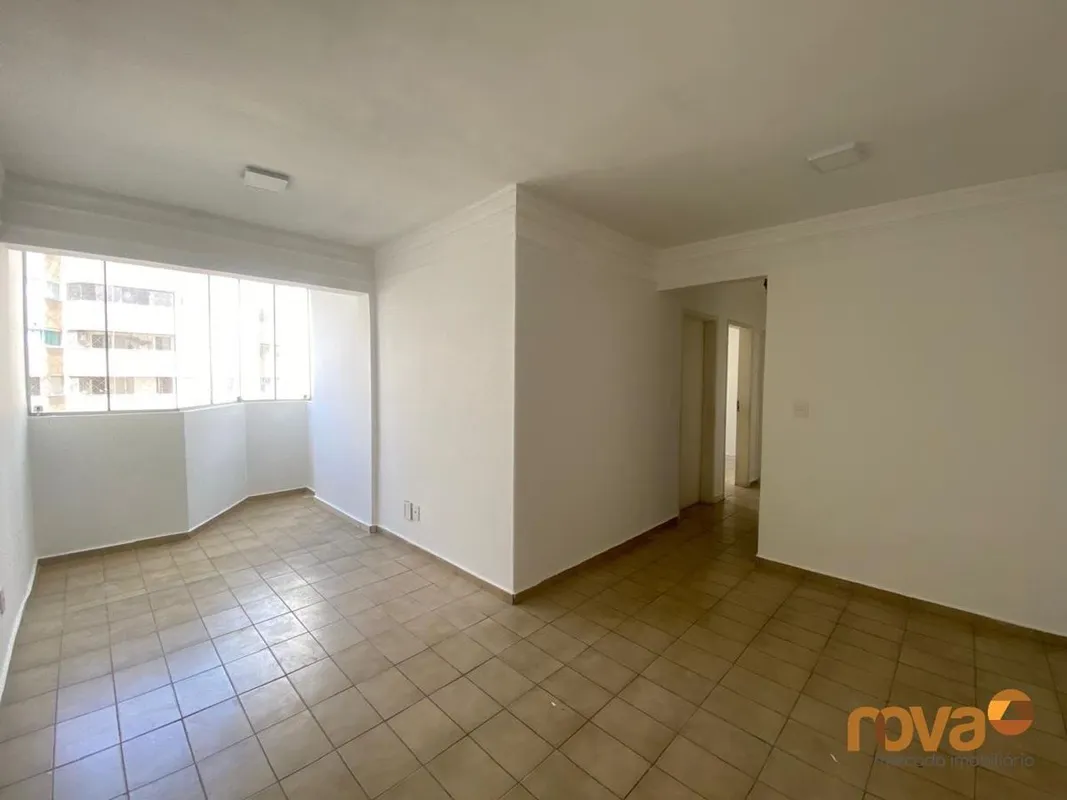 Apartamento 3 quartos 1 Suíte no setor Bueno, nascente, com armário, sala ampla,...