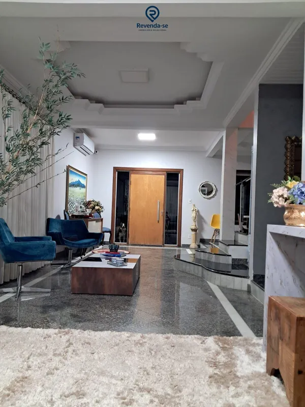 Casa Goiania IISobrado lote 360mts Área construída 230mts 4 quartos 2 salas 4 ba...