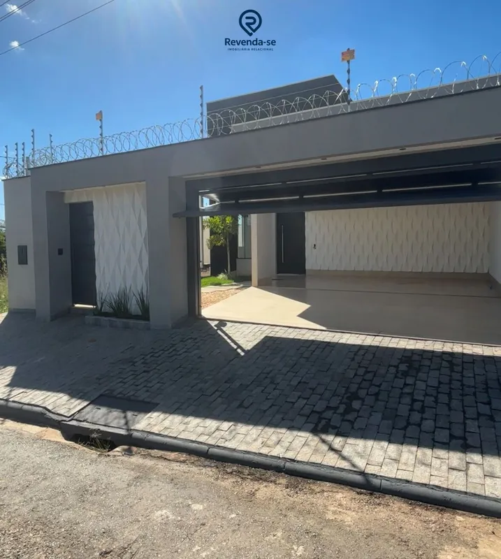 Casa moderna trindade Goiás- Cristina 2 Expansão (frente para área de preservaçã...