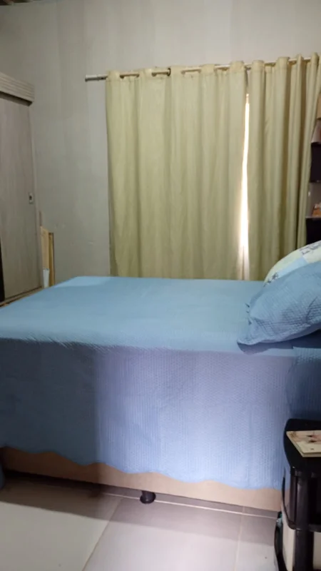 A GCASTRO IMÓVEIS VENDE !!!OPORTUNIDADE!!!Ótima casa em condomínio Avalon 4 quar...