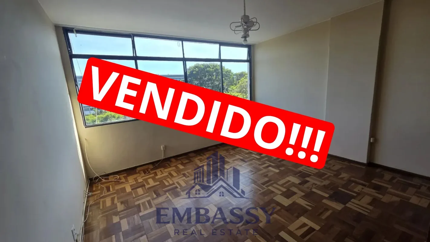 Ótimo apartamento 145 m2 de área privativa!!Sala com dois ambientes;Lavabo;03 qu...