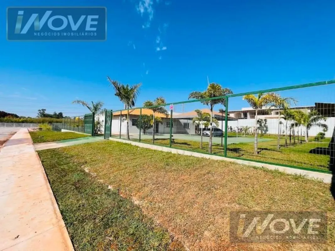 CASA SMPW 05 CONJUNTO 07OBS: O condomínio com INFRAESTRUTURA em formação.Casa se...