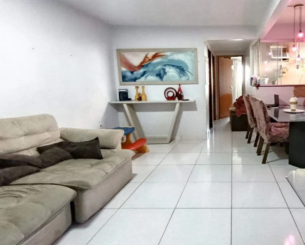 Amplo Apartamento com 3 Quartos (2 Suítes) - Conforto e Localização Privilegiada...