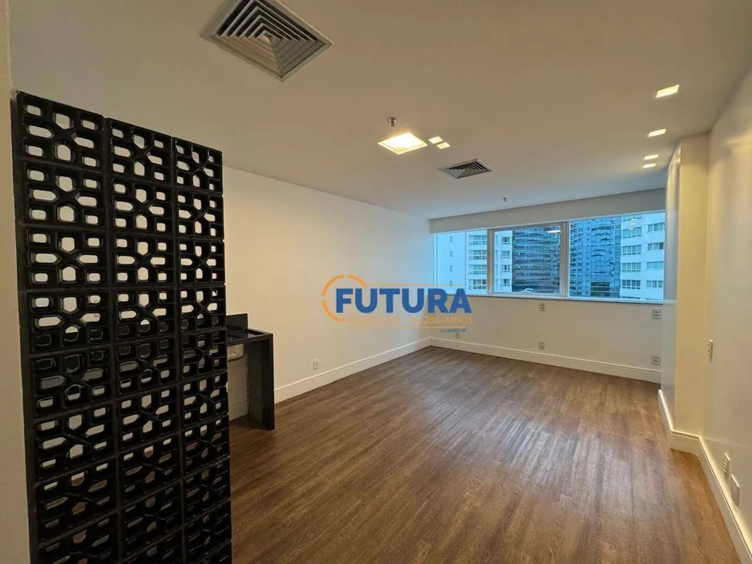 A FUTURA NEGÓCIOS IMOBILIÁRIOS, disponibiliza para LOCAÇÃO:Excelente Sala Comerc...
