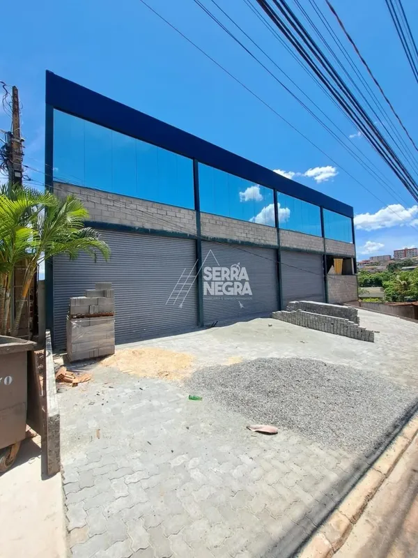 EXCELENTE GALPÃO!!! Rua 07, 230m², 8 mts Altura, Vicente Pires- 430m² Área const...