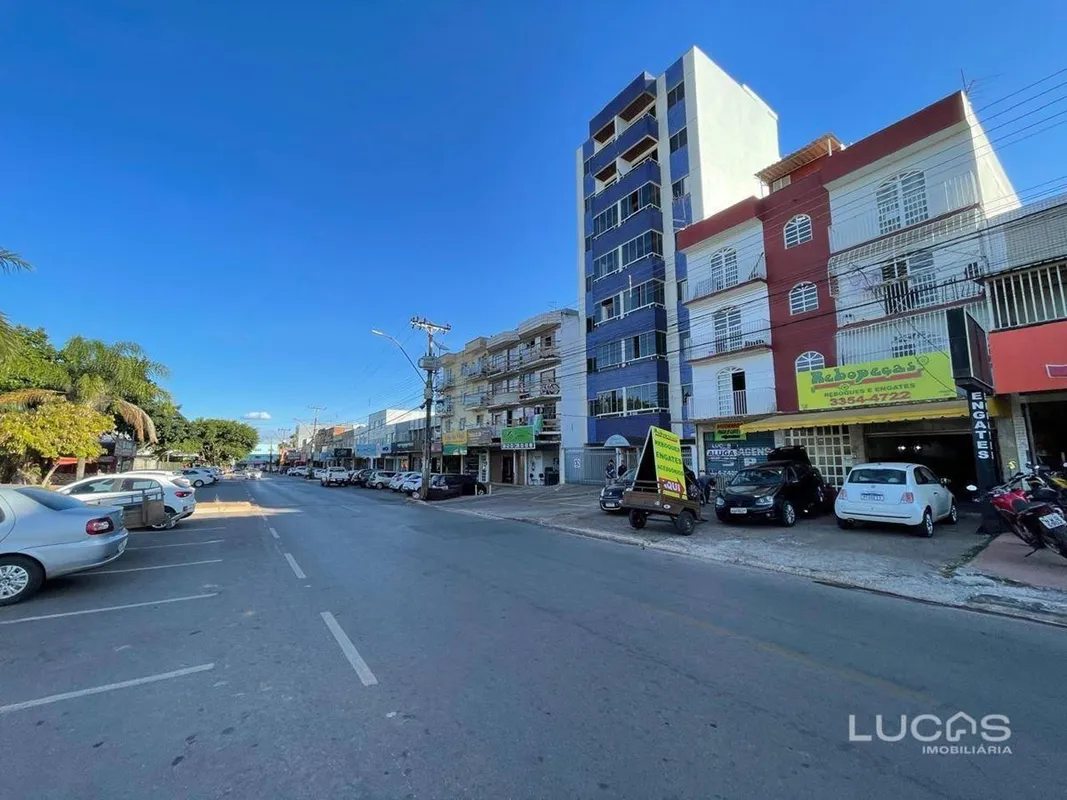 LOJA + SUBSOLO - TAGUATINGA NORTEAmpla loja com 75m² + subsolo com 300m² e banhe...