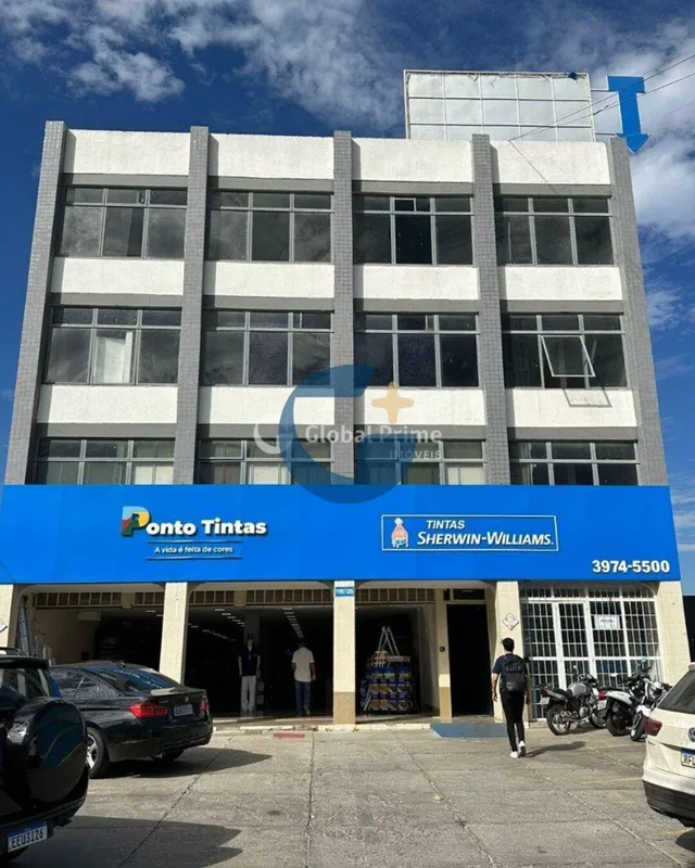 Descubra a oportunidade de estabelecer seu negócio em uma localização privilegia...