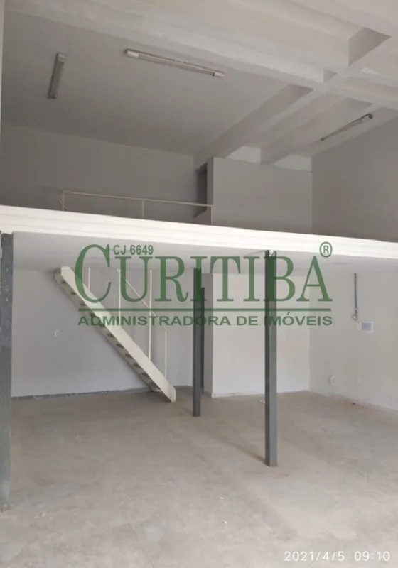 **CURITIBA IMOBILIÁRIA ALUGA**01 MÊS GRÁTIS!LOJA COM + OU - 64M² PÉ DIREITO C/ 5...