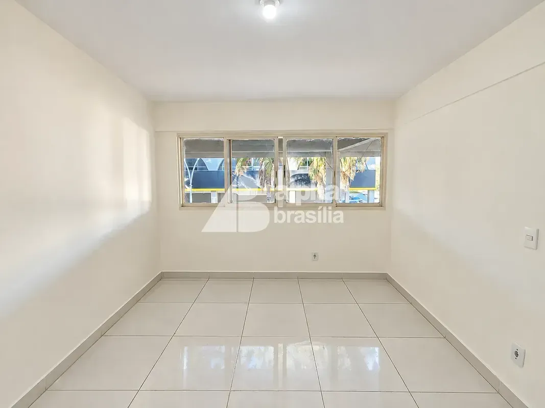 Imóvel bem localizado, com ambientes funcionais e ótimo acabamento!Ante-sala com...