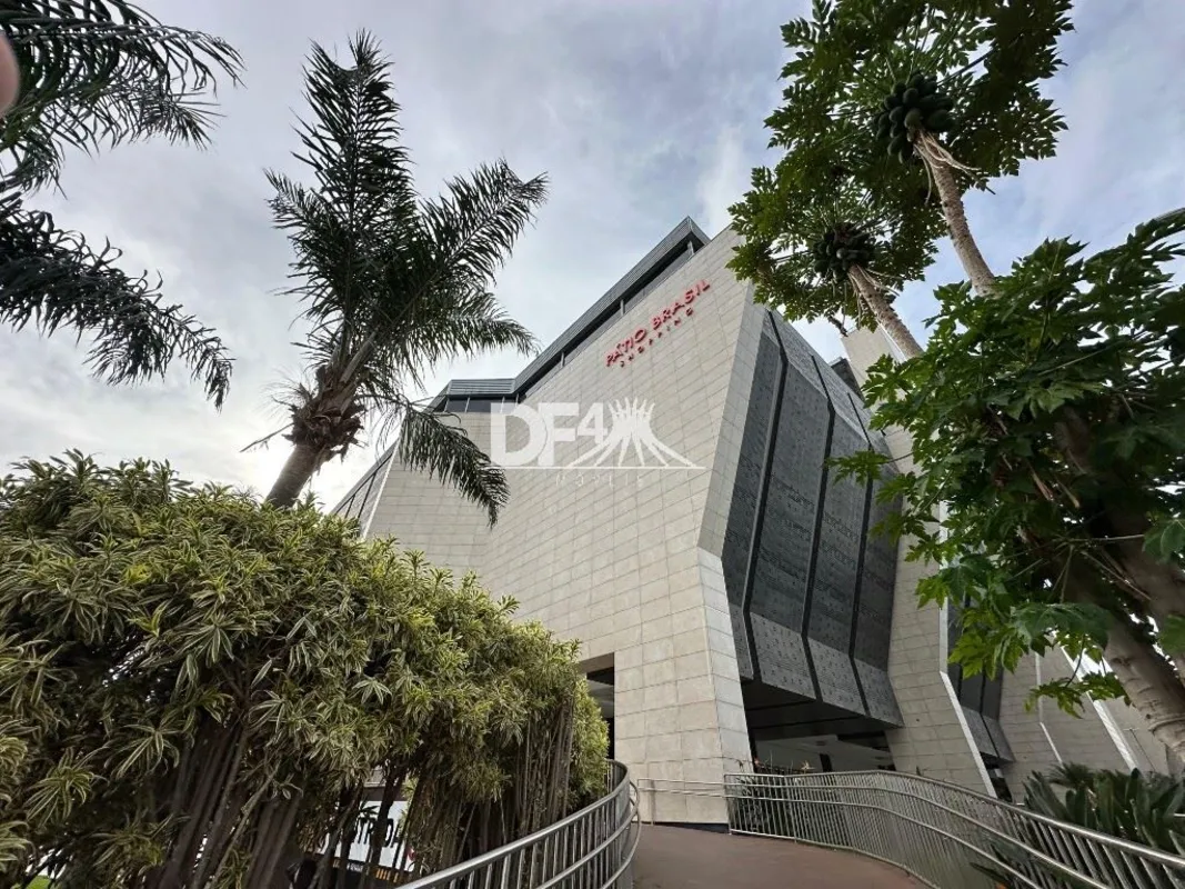 # DF4IMOVEIS ALUGA:## Loja Comercial no Pátio Brasil Shopping SCS Q. 7 BL A ? As...