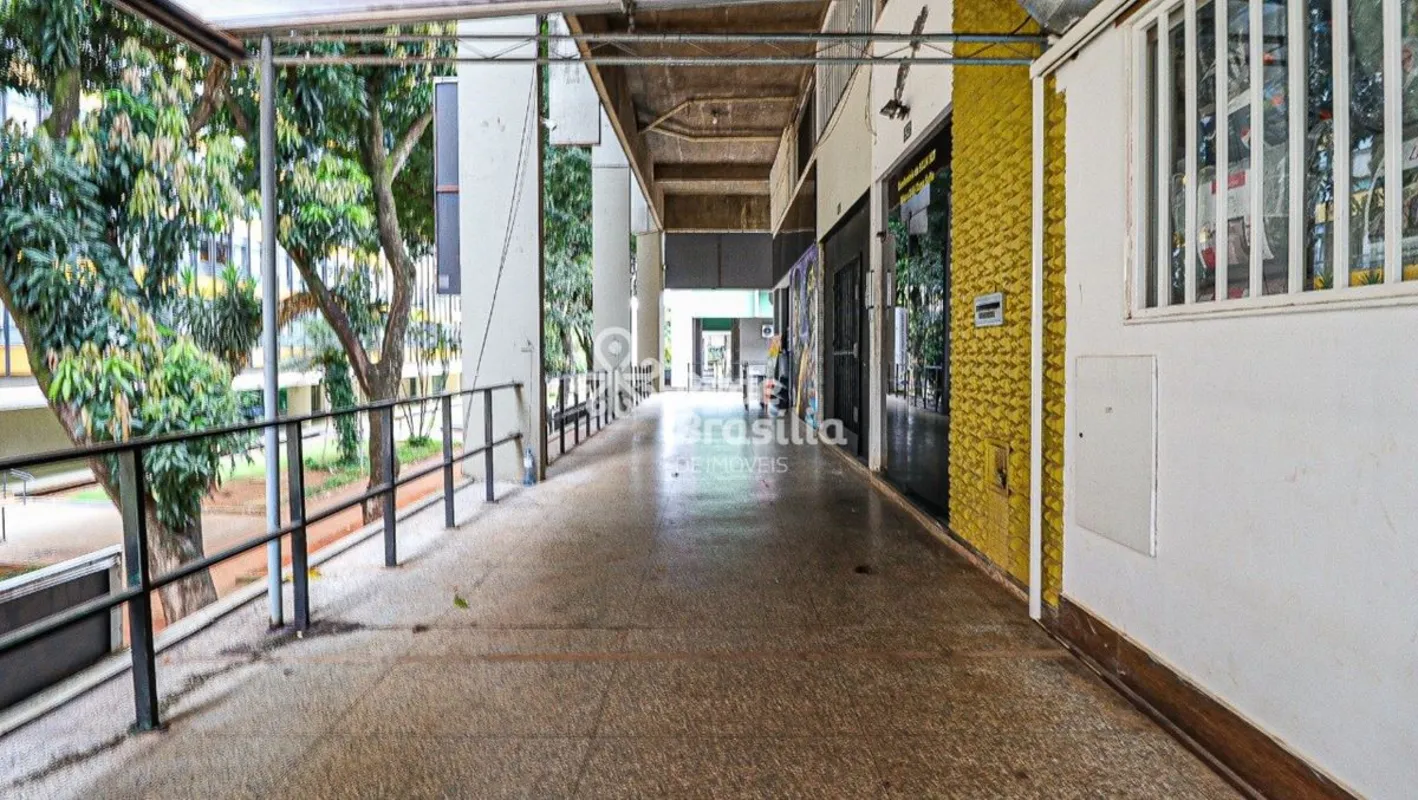 CLN 307, Asa Norte, Brasília,DFExcelente kitnet com 30m² de área privativa, bem ...