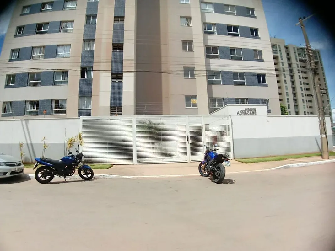 Adquira este maravilhoso apartamento com preço imperdível! Está situado próximo ...