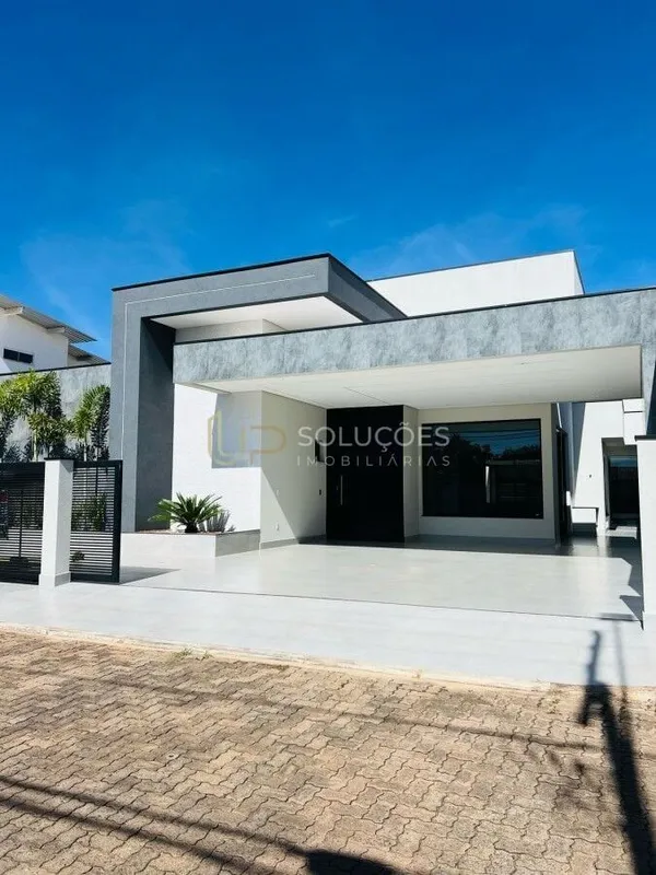 3 Quartos | 4 Vagas | Piscina | Automação | Terreno: 500m² | Construção: 300m² |...