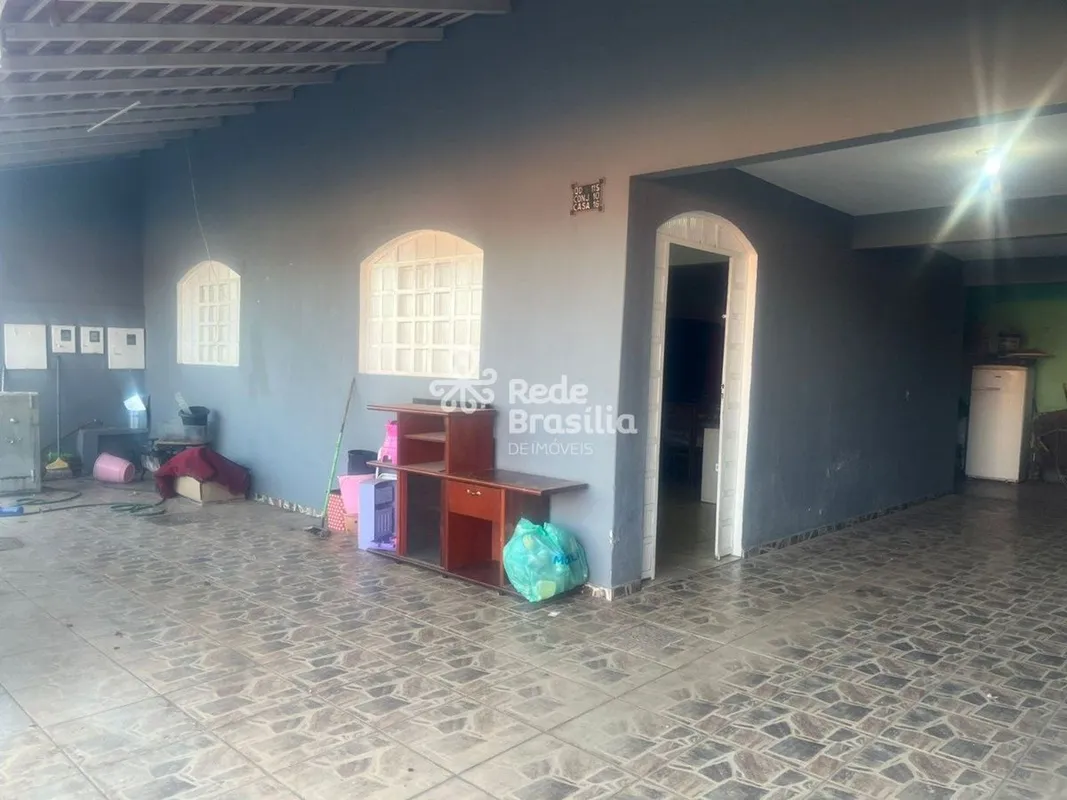 Quadra 115 | Casa com 4 quartos sendo 1 Suíte com 4 Vagas de Garagem - Recanto d...
