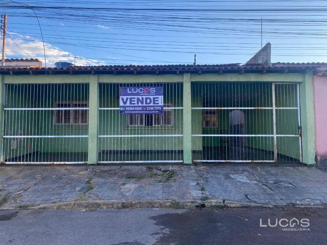 Casa com 3 quartos em lote de 250 m² QNM 23, Ceilândia SulValor de venda: R$ 370...