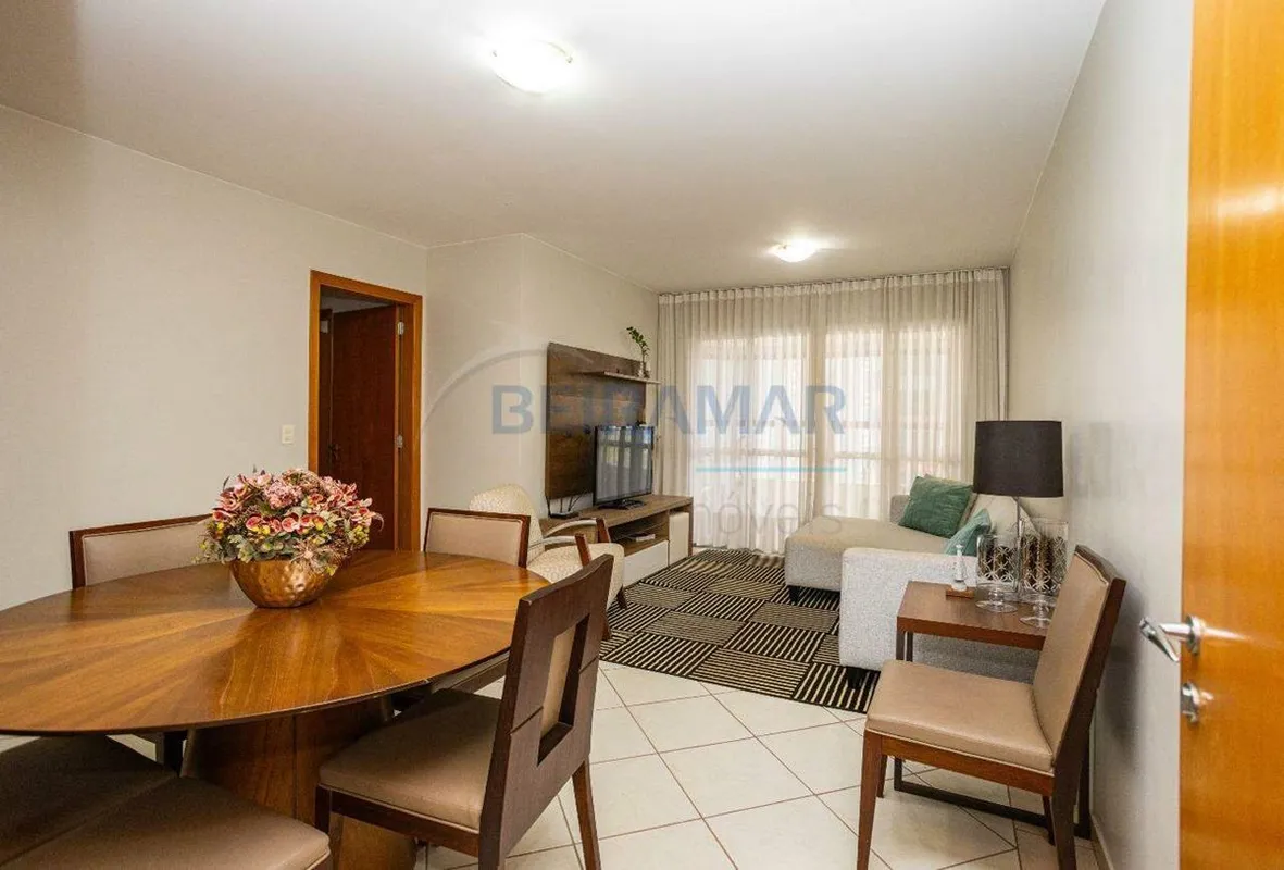 Amplo Apartamento com 3 Quartos, Suíte, Varanda e Fino Acabamento - Localização ...