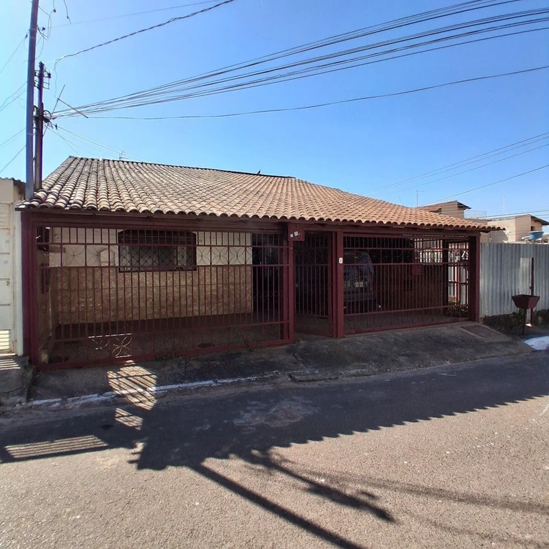 CONSULTORIA IMOBILIÁRIA VENDE: Imóvel em Taguatinga Norte DFExcelente localizaçã...