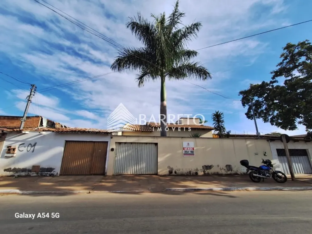 Descrição do imóvelCasa, Aparecida de Goiânia 180m²Localização: Rua Dr. Mário So...