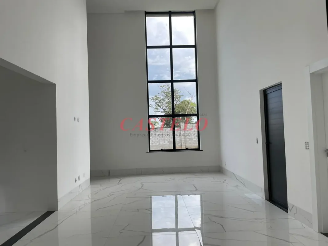 ?? Terreno: 444m²?? Construção: 235m²?? 2 vagas cobertas e 2 descobertas???? 4 S...