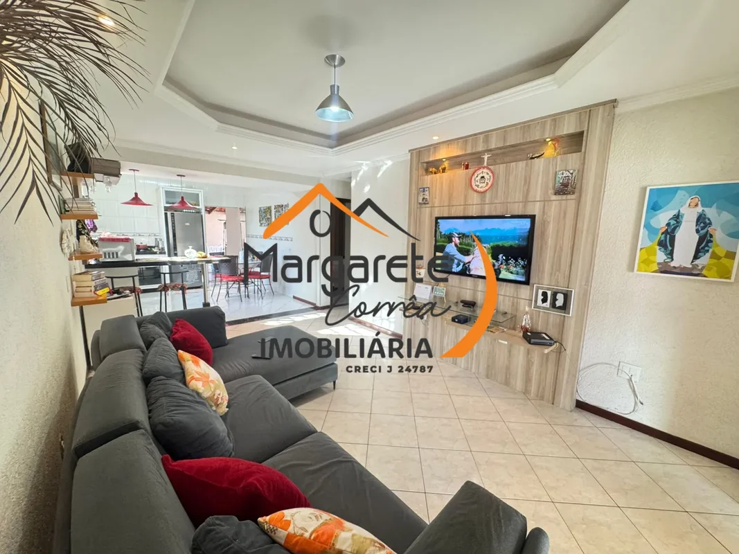 Imobiliária Margarete Corrêa vende casa no condomínio Jardim Europa II.*Não Acei...
