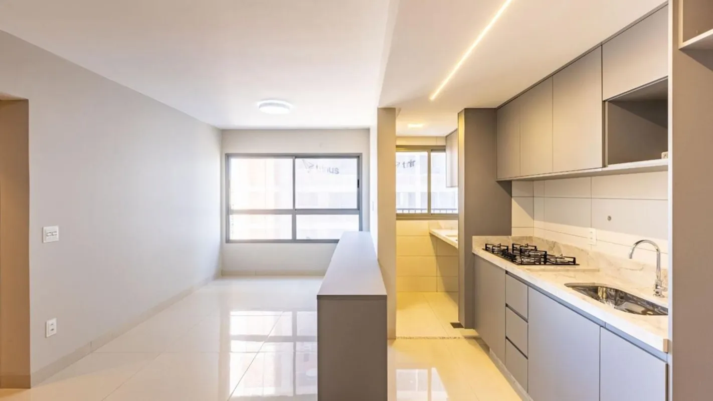 Funcional, elegante e com acabamentos de bom gosto. Este apartamento semi mobili...