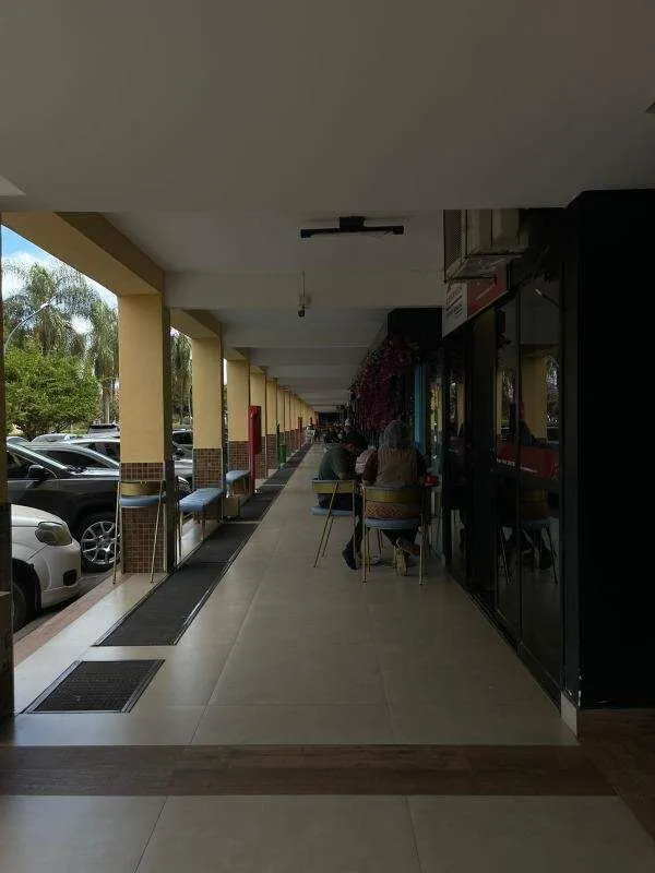 Loja Térrea no SudoesteLoja com banheiroComercio consolidado.Comercio bem locali...