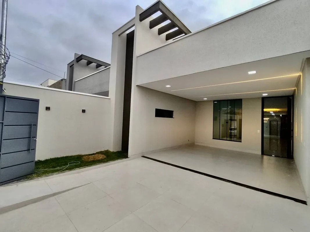 Sofisticação e conforto no Jardim Atlântico | Casa térrea com piscina e energia ...