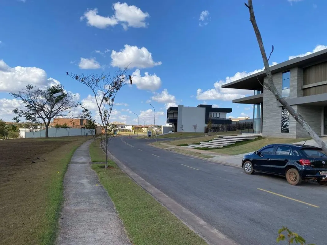 DALL'OCA IMÓVEIS VENDE NO ALPHAVILLE 2:Terreno com 452,53m², plano e com vista p...